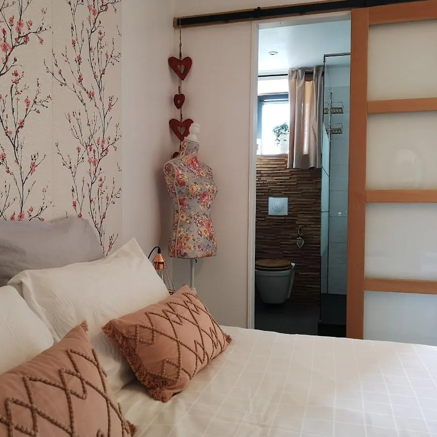 Au Gray Du Temps Suspendu Bed & Breakfast Pleslin-Trigavou 0*,